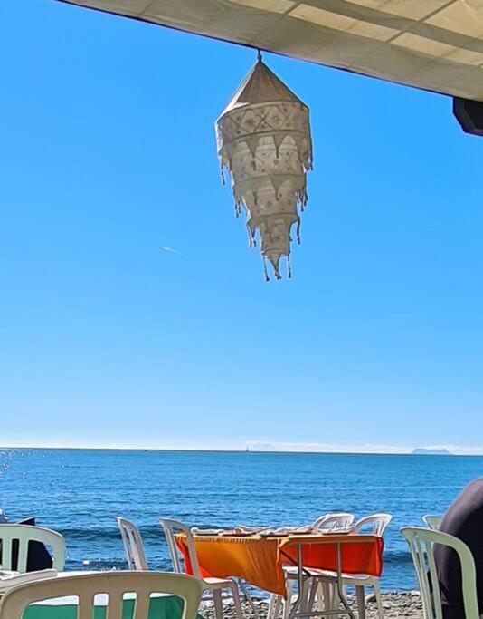 Estepona Port Beachside Apartment - Marina Bay Exterior photo