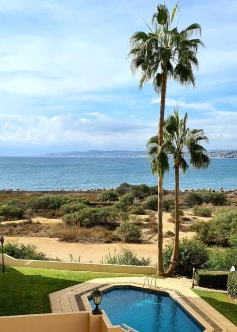 Estepona Port Beachside Apartment - Marina Bay Exterior photo